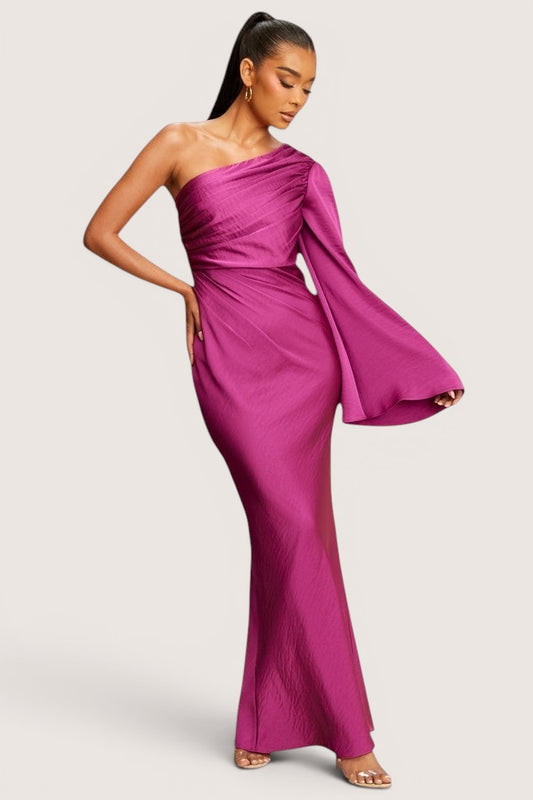 Vestido Satinado una Manga Campana berry