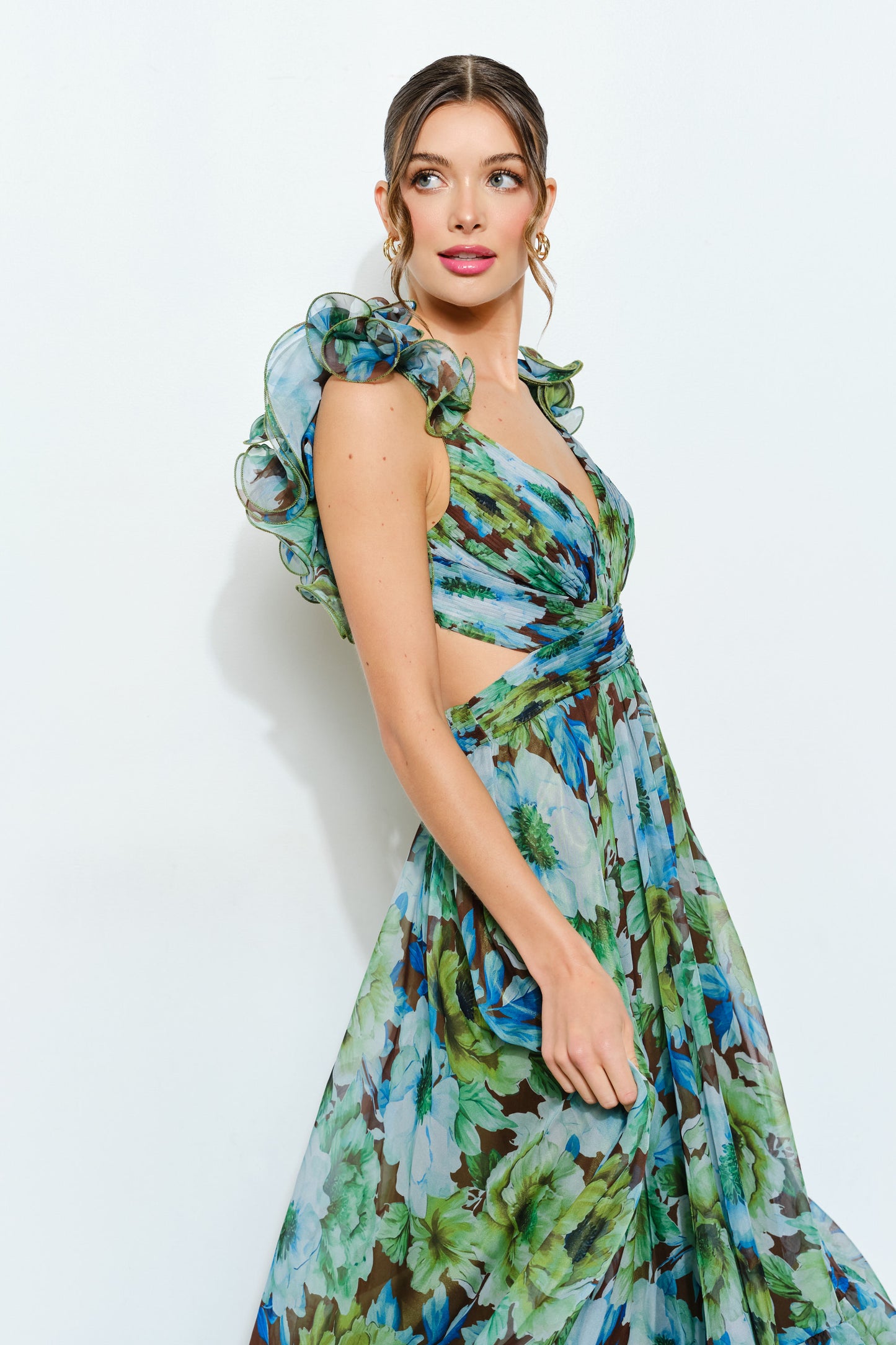 Vestido Maxi Floral con Volantes y Espalda Lace Up Verde