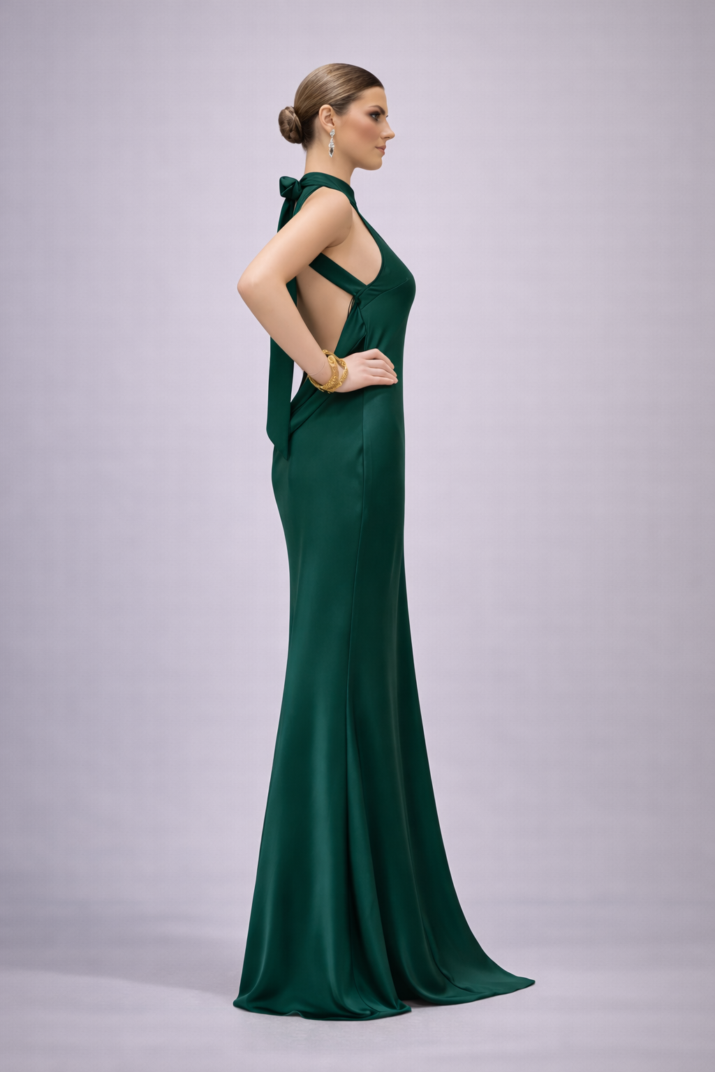 Vestido Largo Halter Satinado Esmeralda