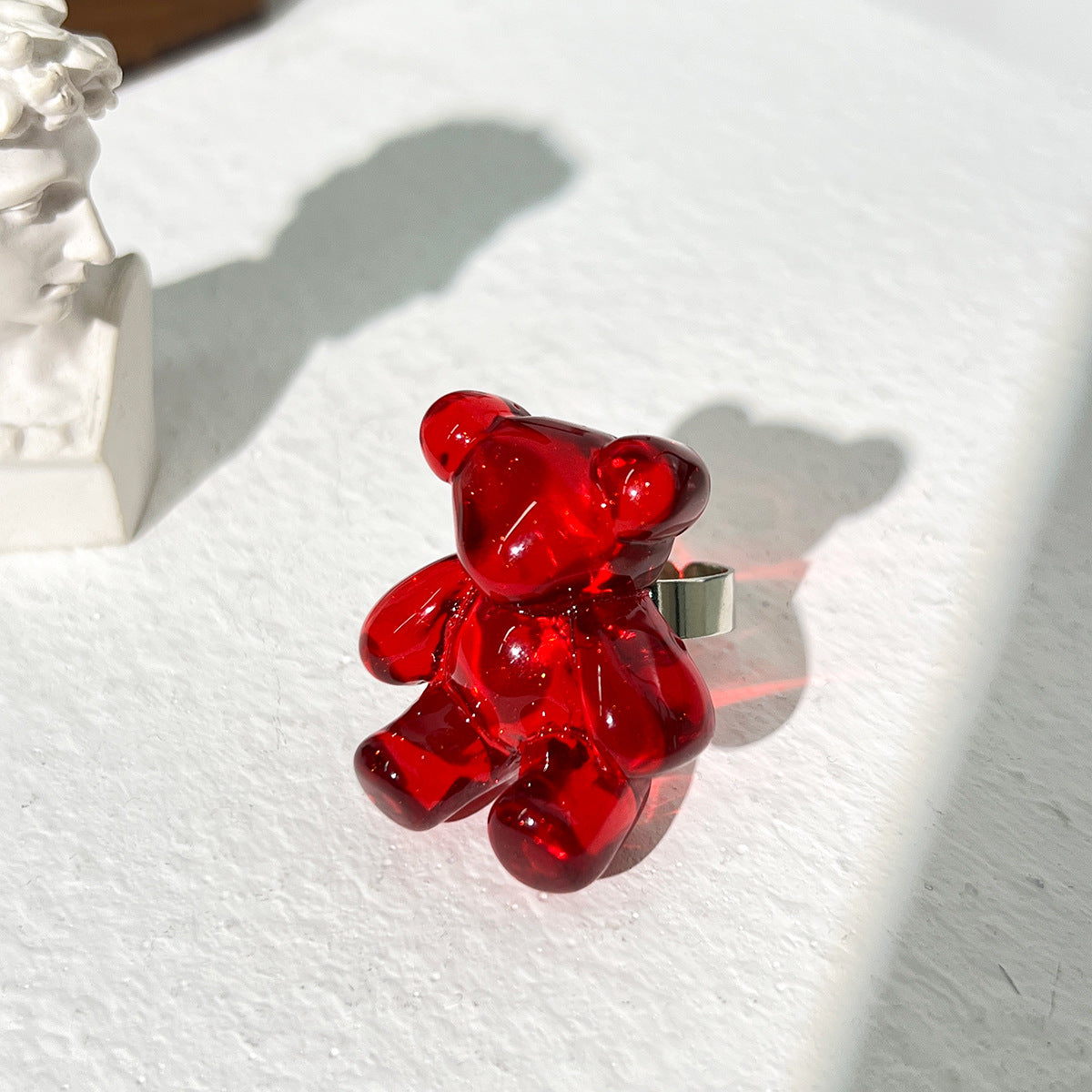 Anillo Osito de Resina Rojo Translúcido