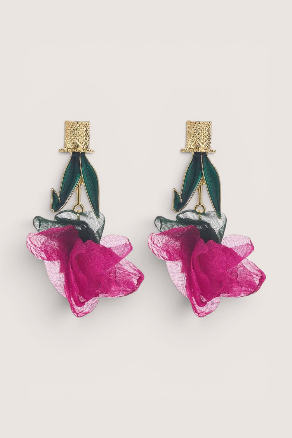 Aretes Flor de Tela Fucsia con Tallo Verde