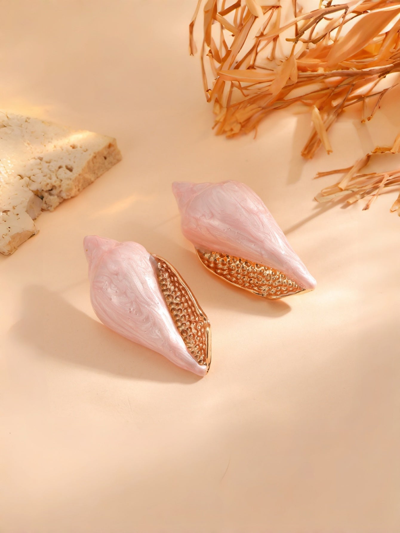 Aretes Caracol de Mar Esmaltado Rosa