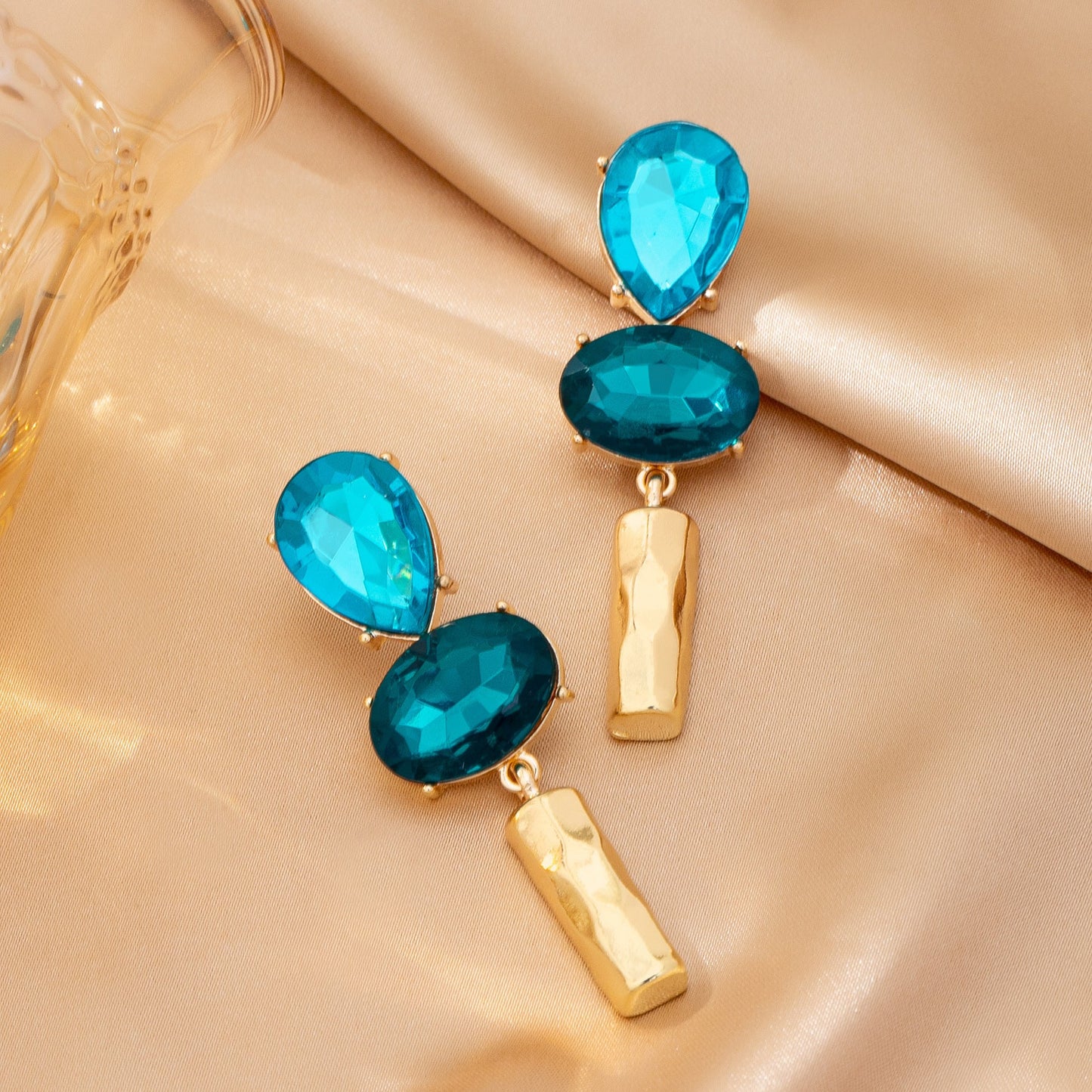 Aretes Cascada de Cristales Turquesa