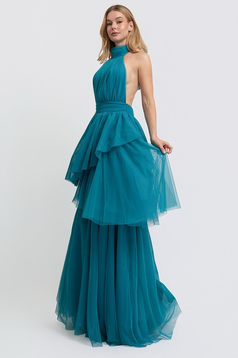 Vestido largo tul teal halter peplum — detalle