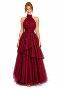 Vestido largo de tul halter con capas escalonadas
