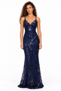 Vestido largo de lentejuelas con rosas y espalda abierta