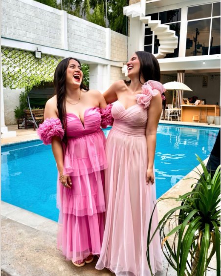 Pink Shop by MAF en redes sociales