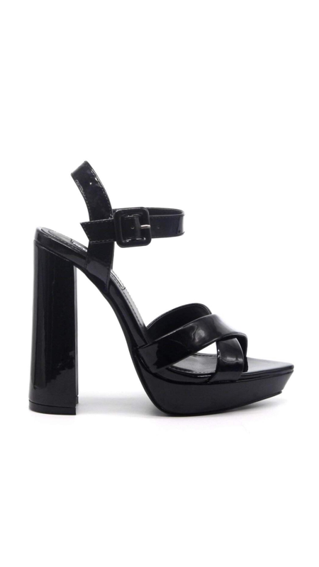 Zapatos negro charol
