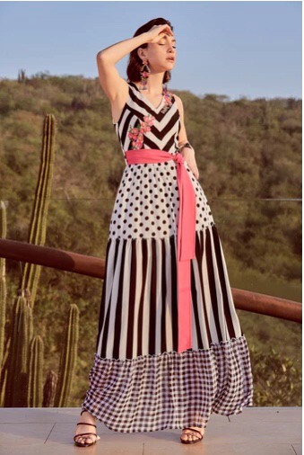Vestido Largo blanco negro cinto rosa