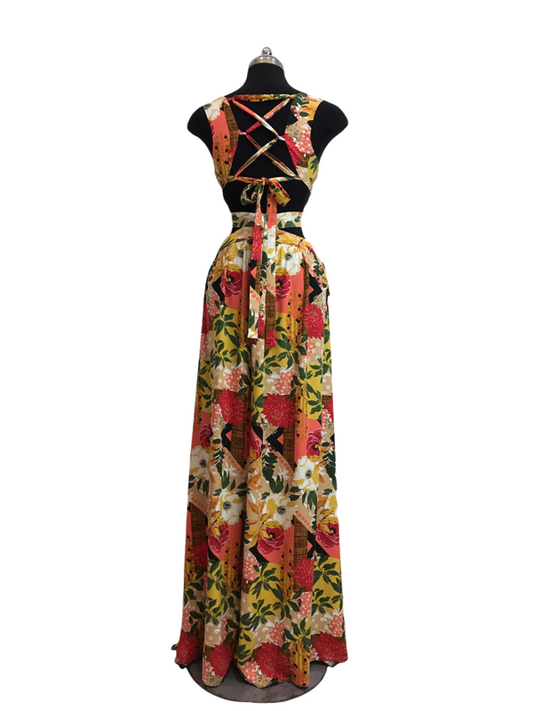 Vestido floral cut off con hebilla