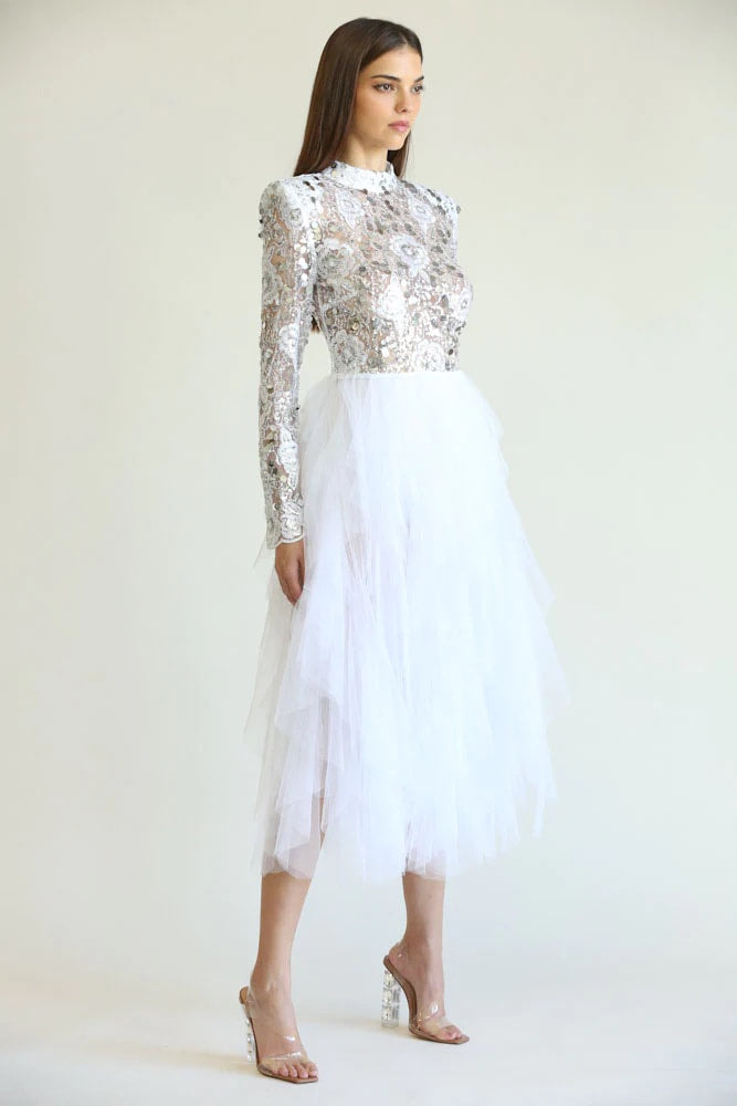 Vestido Midi con Capas de Tul