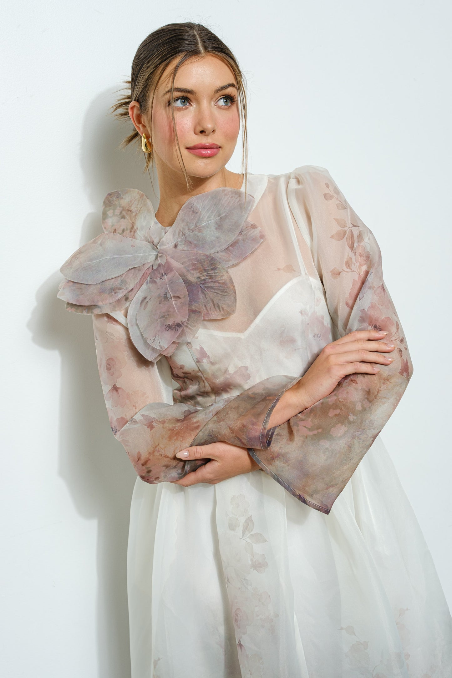 Vestido Midi Organza Manga larga beige