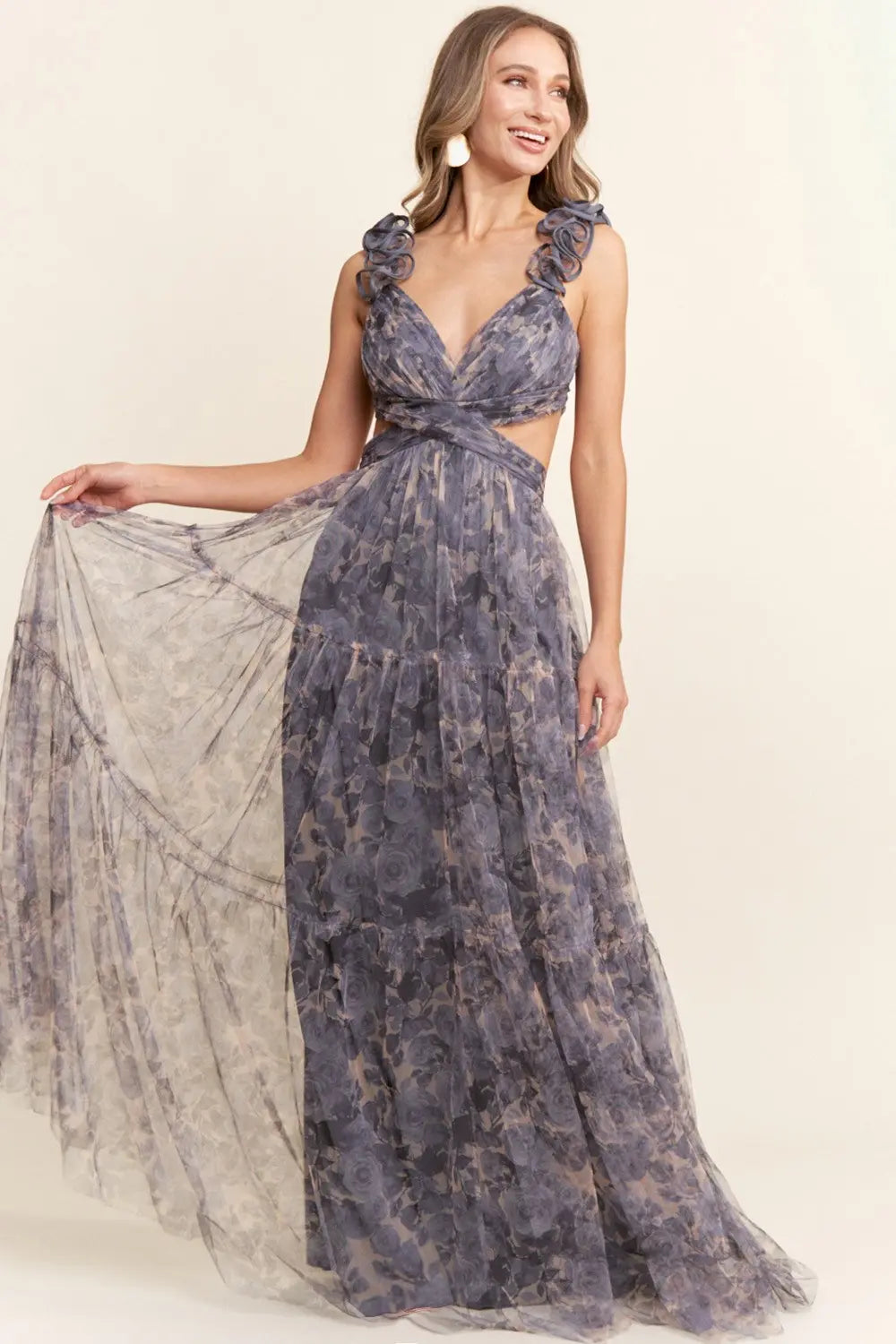 Vestido largo floral con lazo en espalda y tirantes con detalle de rosas – Azul Lavanda