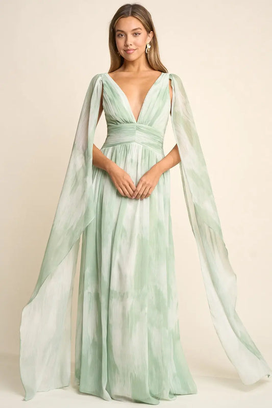 Vestido Largo Verde Menta con Mangas Etéreas y Espalda Cruzada