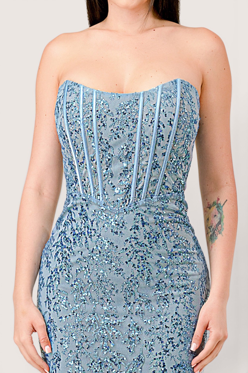 Vestido Sirena escote Recto con Brillos