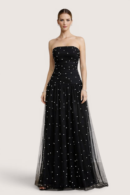 Vestido Largo Strapless de Tul con Perlas