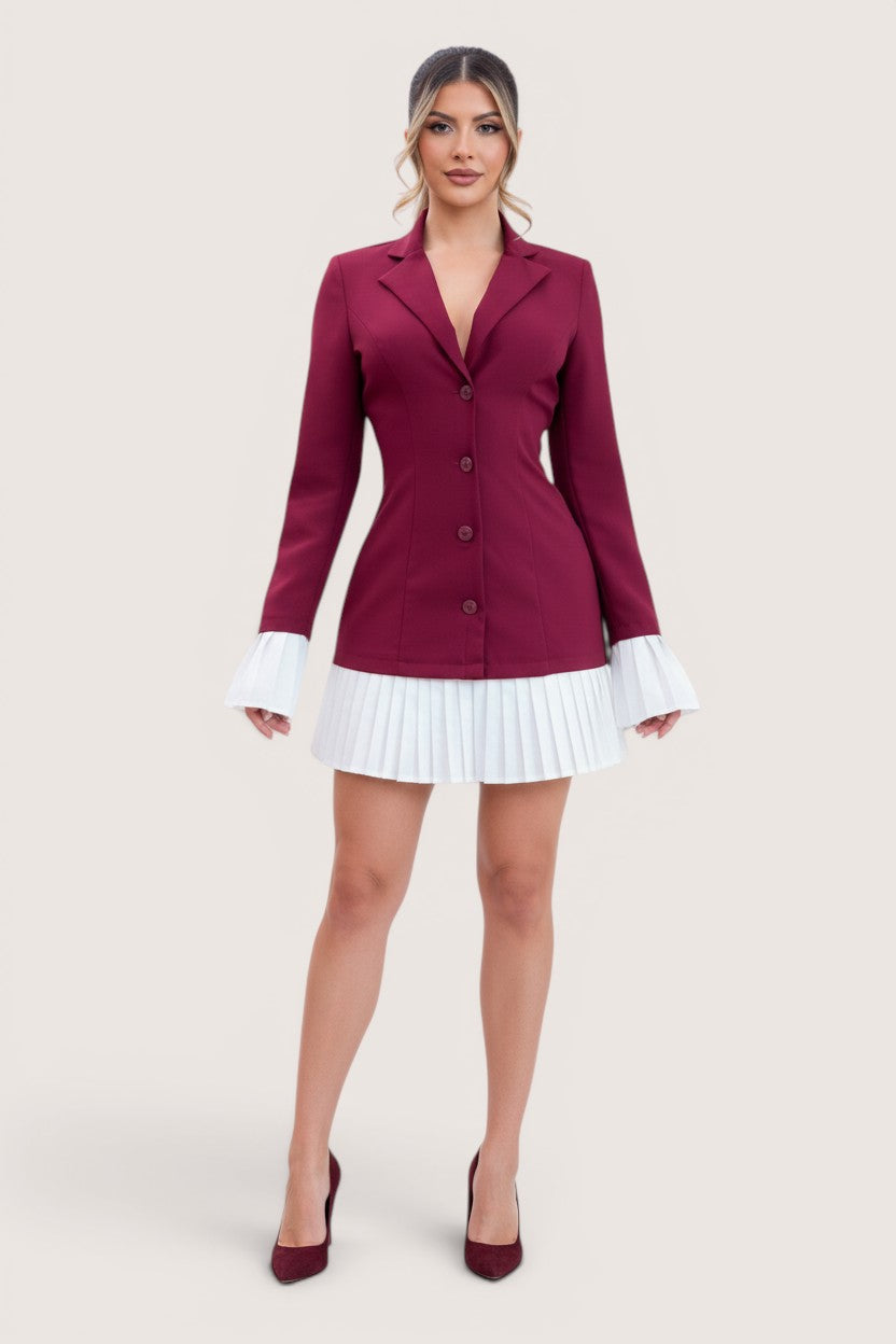 Vestido Blazer Burdeos con Falda Plisada Blanca