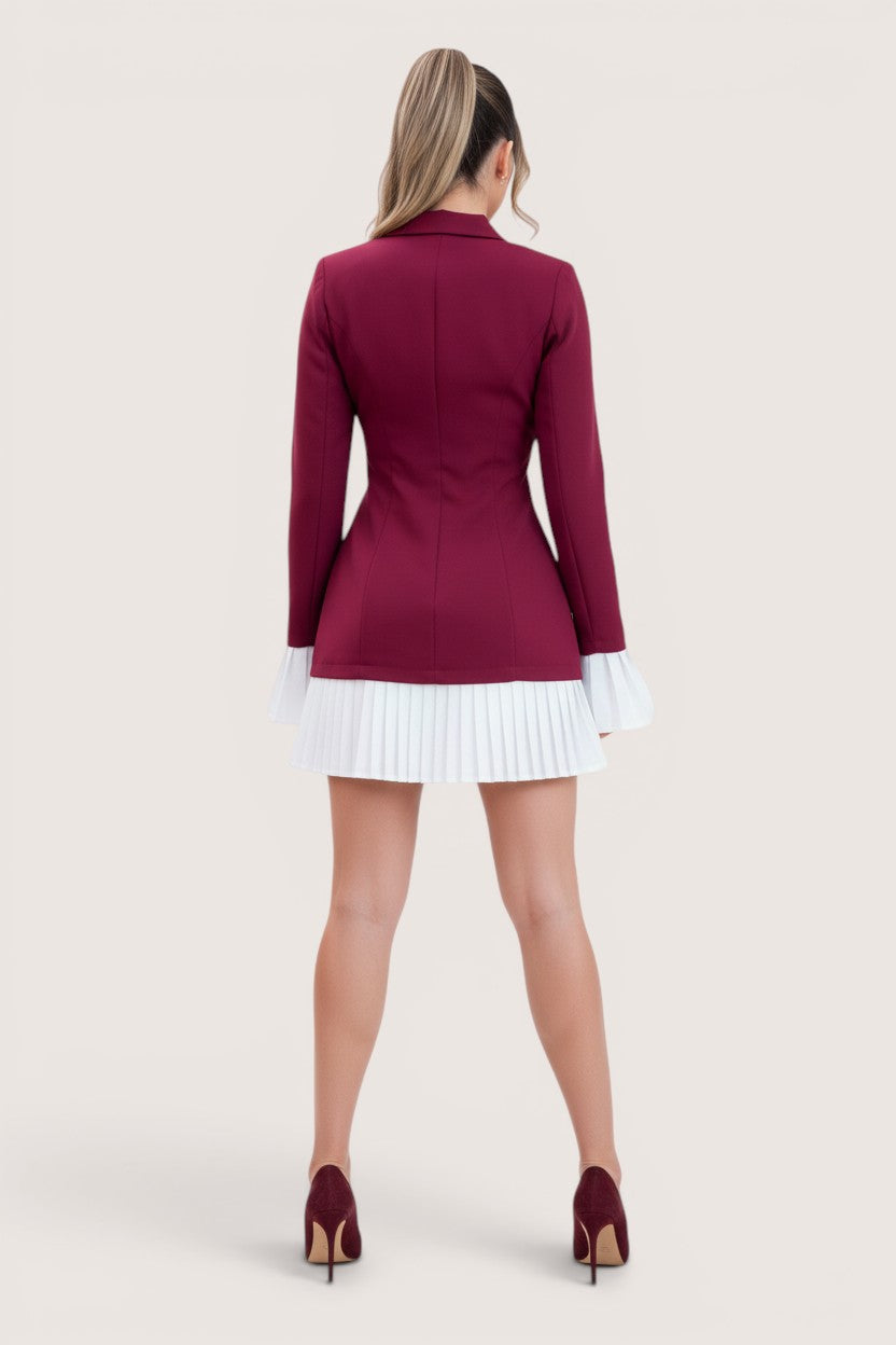 Vestido Blazer Burdeos con Falda Plisada Blanca