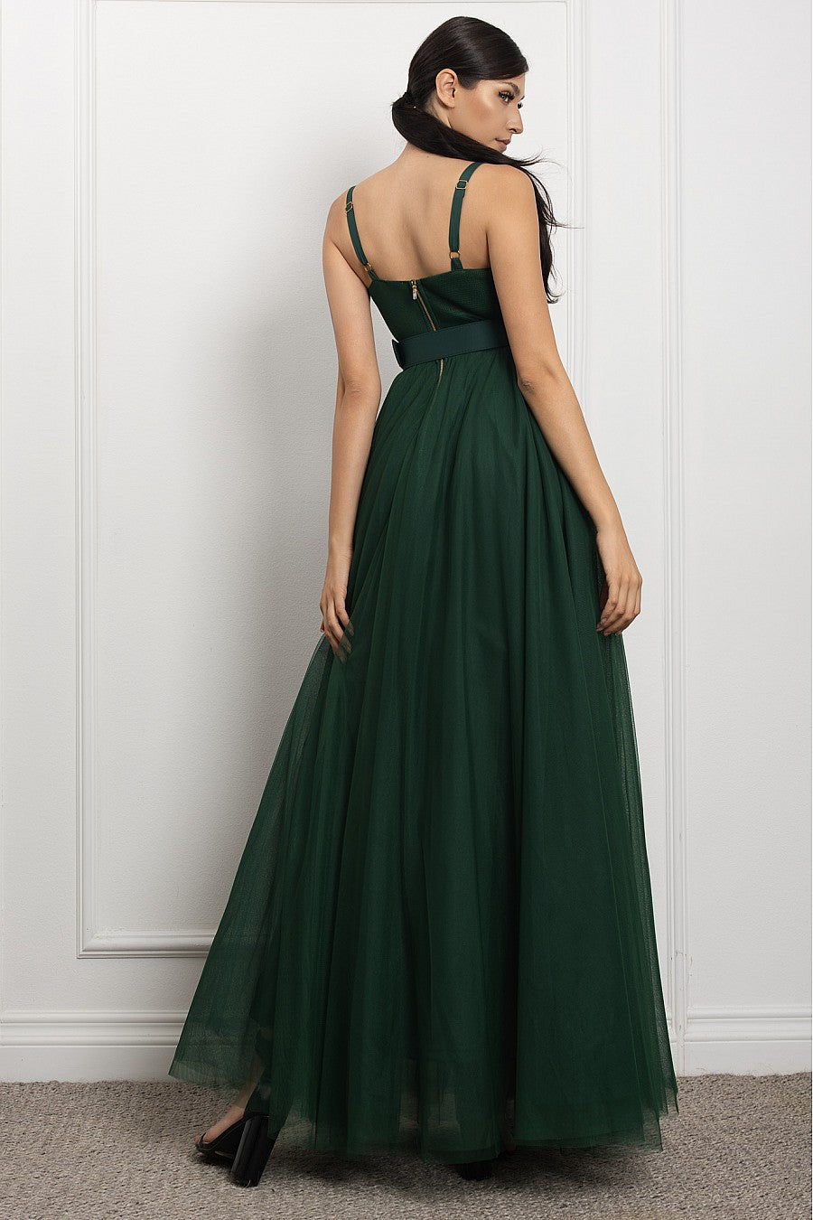 Vestido de Tul verde esmeralda con Cinturón Elegante