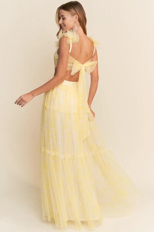 Vestido Largo En A de Tul Cut Off con Olanes tirante Amarillo
