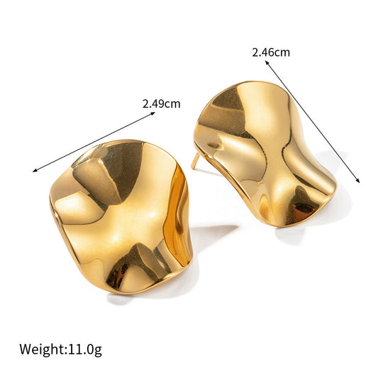 Aretes Botón Ondulado Dorado Pulido