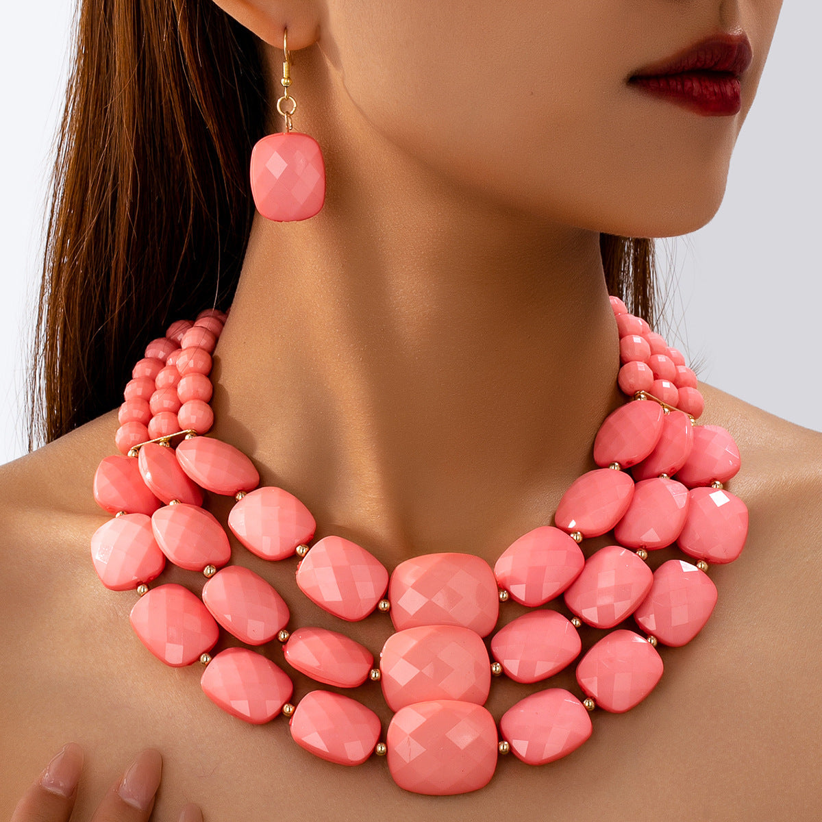 Set Collar y Aretes Cuentas Coral Multicapa