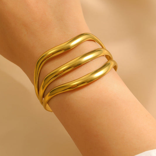 Brazalete Triple Onda Dorado