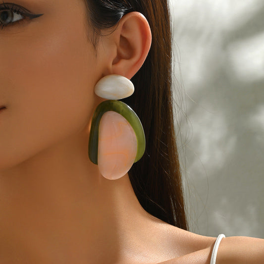 Aretes Geométricos Resina Verde y Rosa