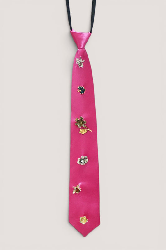 Corbata Rosa Satinada con Broches Florales