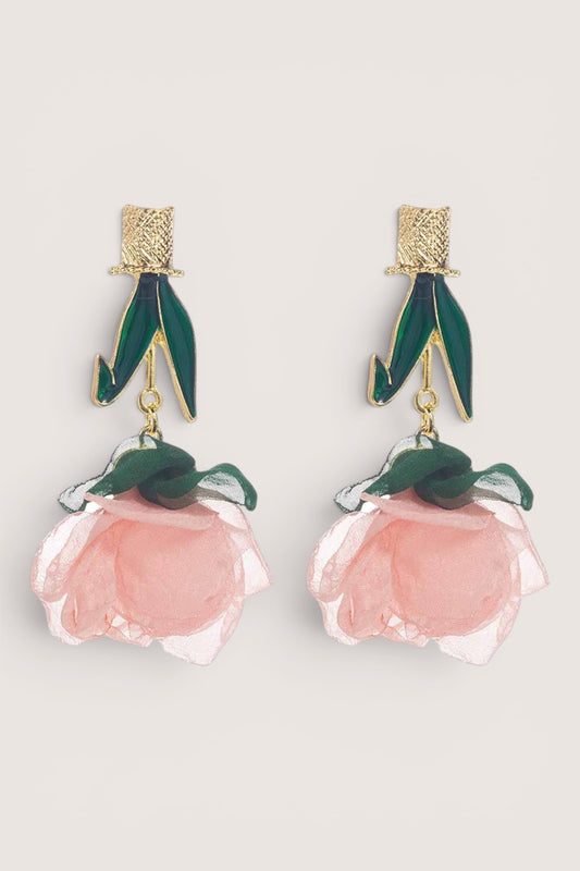 Aretes Flor de Tela Rosa Pastel con Tallo Verde