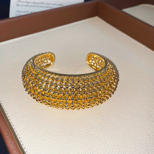 Brazalete Domo Texturizado Dorado