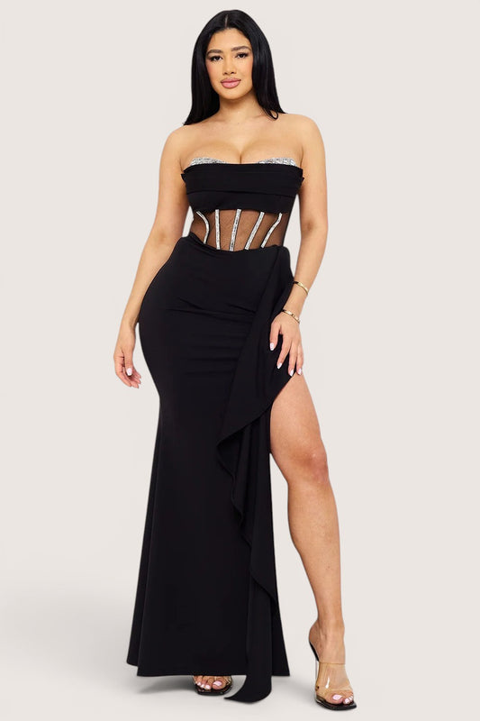 Vestido Largo Pegado escote drapeado  con copas con pedrería Negro