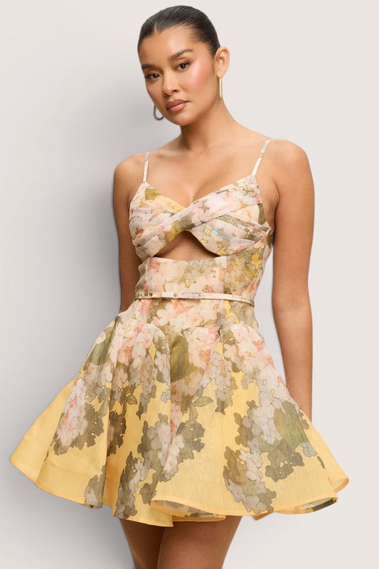 Vestido Corto en A Floral Amarillo Multicolor