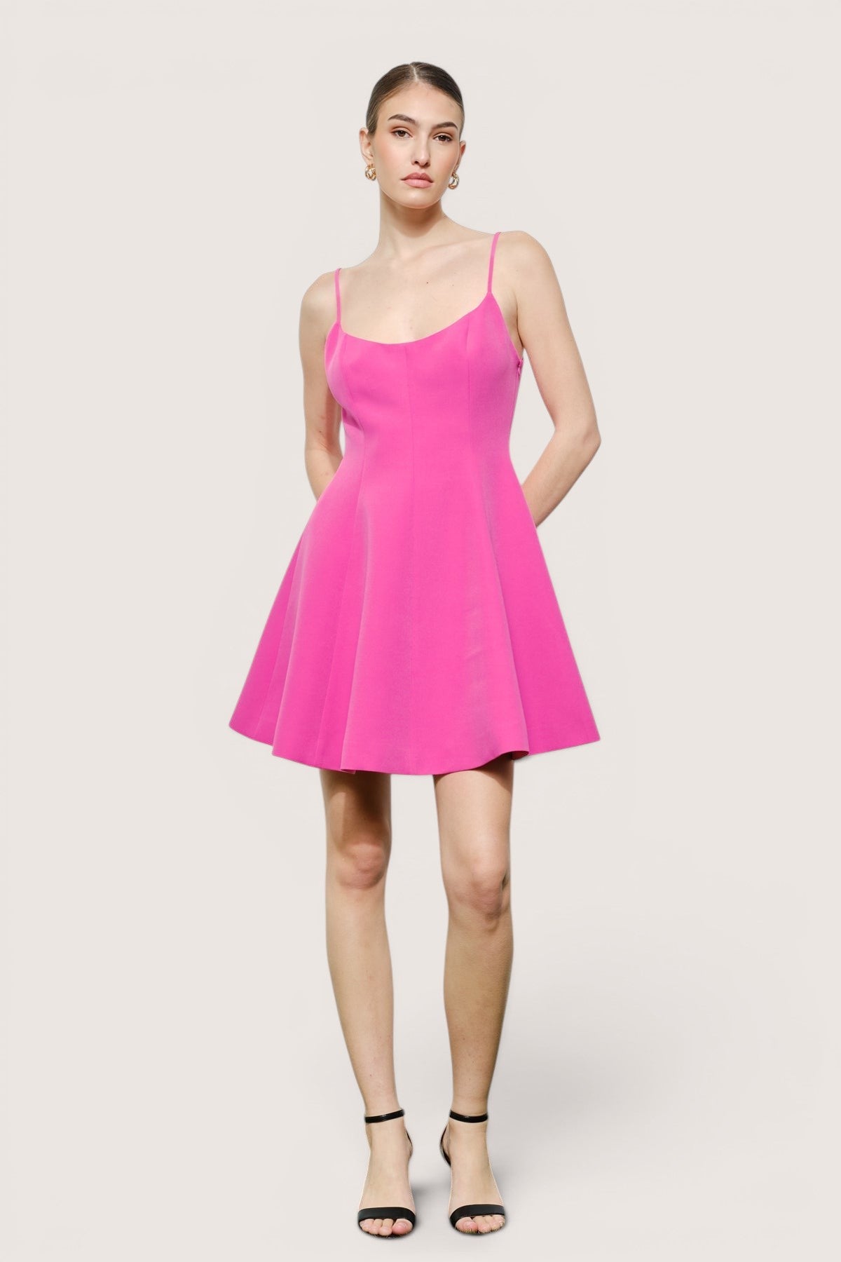 Vestido mini fucsia caida