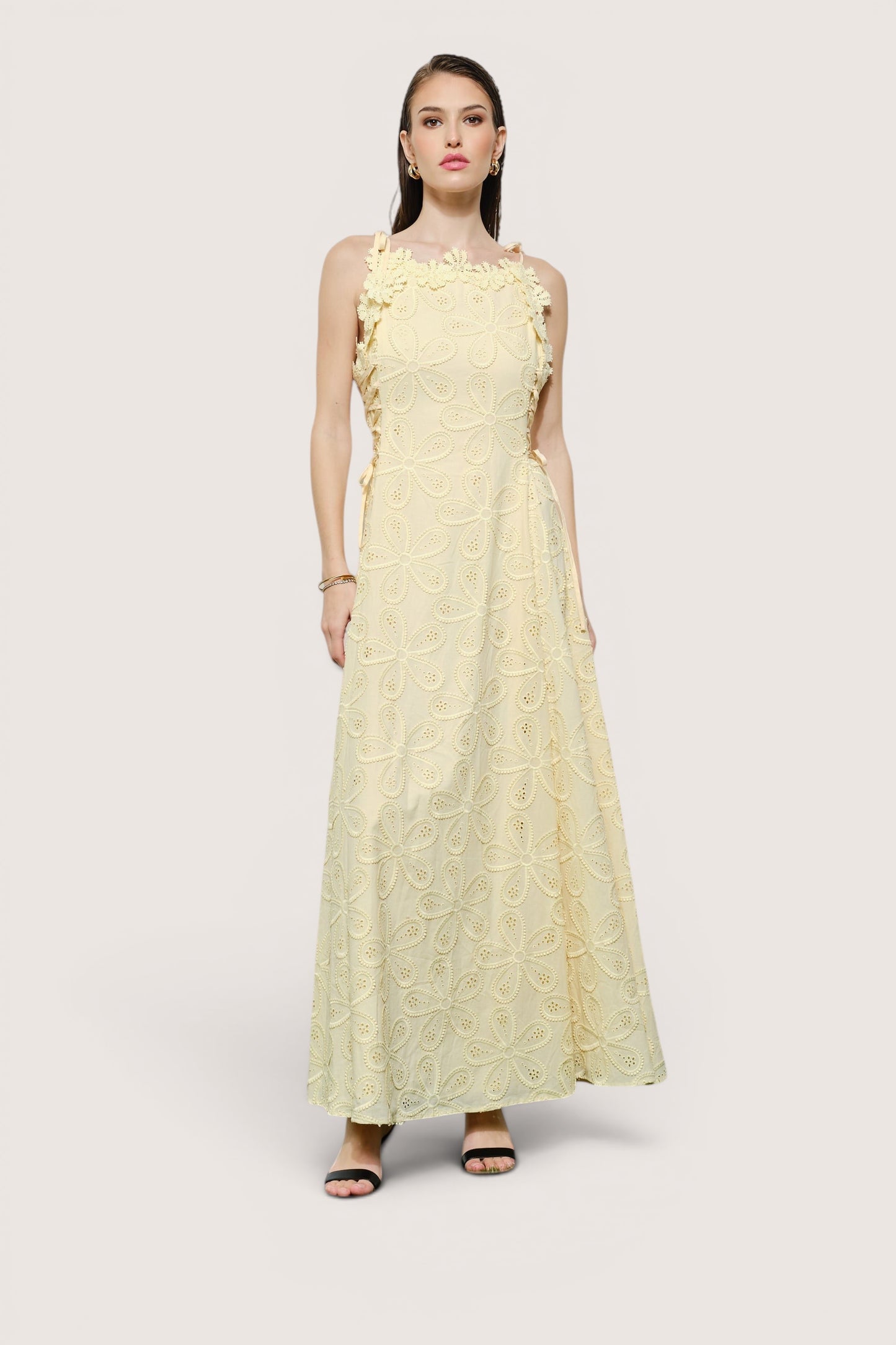 Vestido maxi vainilla cintas laterales