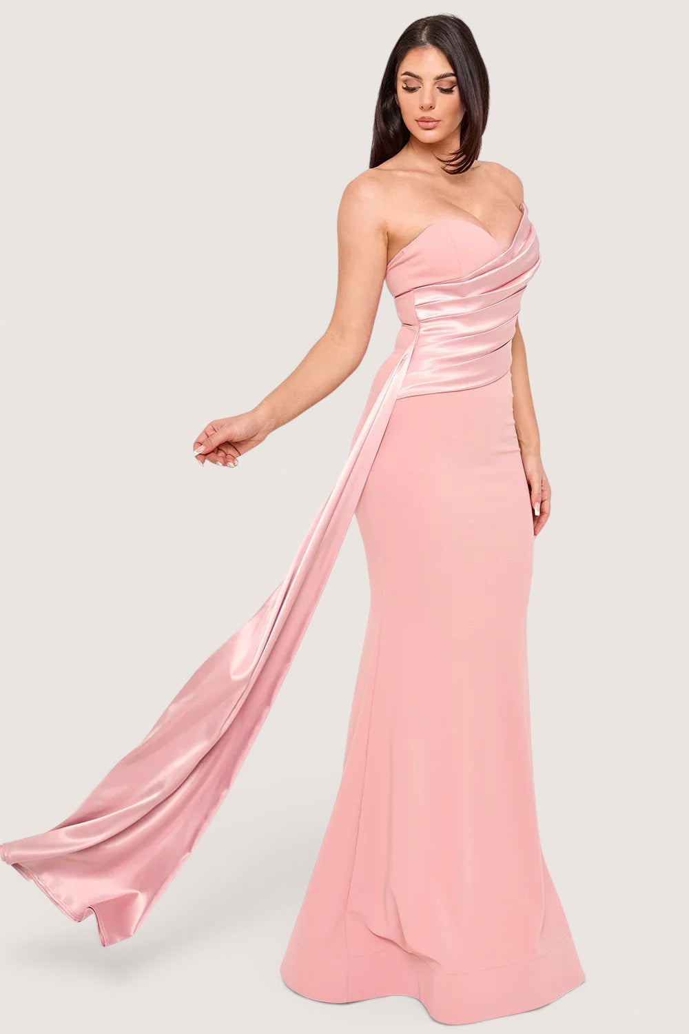 V260528 bridal rose sirena