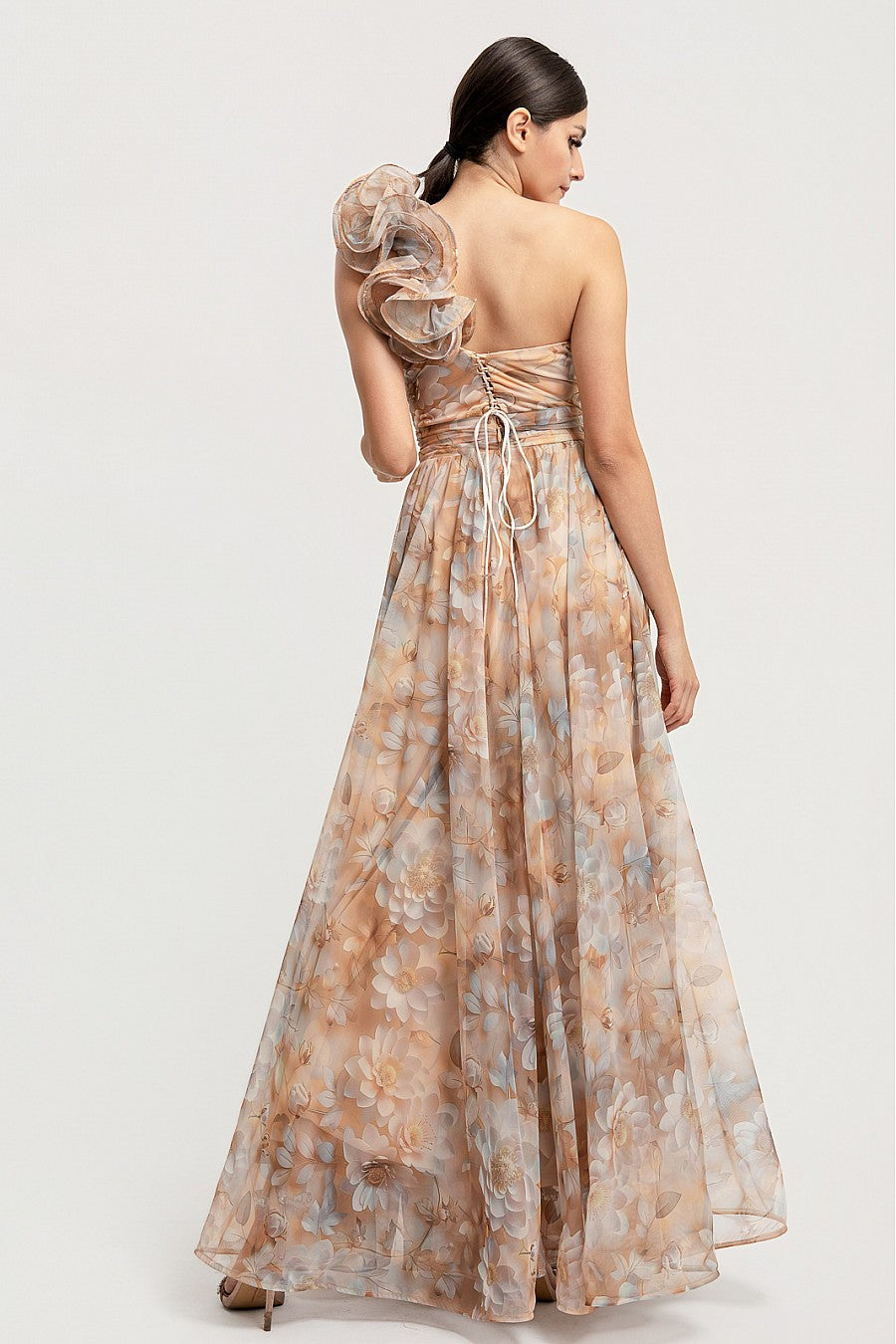 Vestido Largo Beige Tan Floral Corset Un Hombro con Olán | V260608