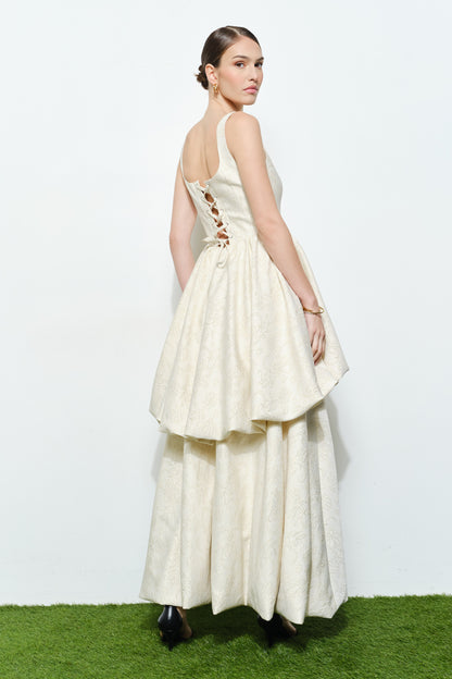 Vestido Midi Vainilla Tejido Escote Cuadrado con Olanes en Cascada | V260609