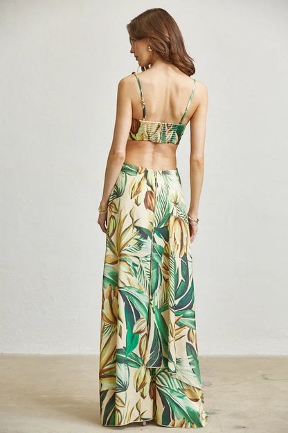 Vestido Largo Amarillo Banana Satén con Peplum y Olán | V260623