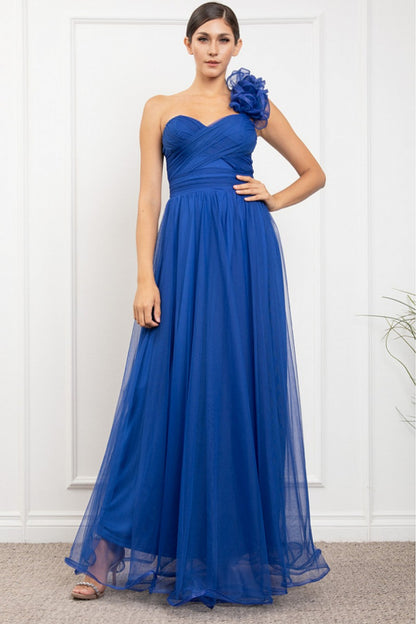 Vestido largo azul rey de tul un hombro con flor 3D - Pink Shop by MAF