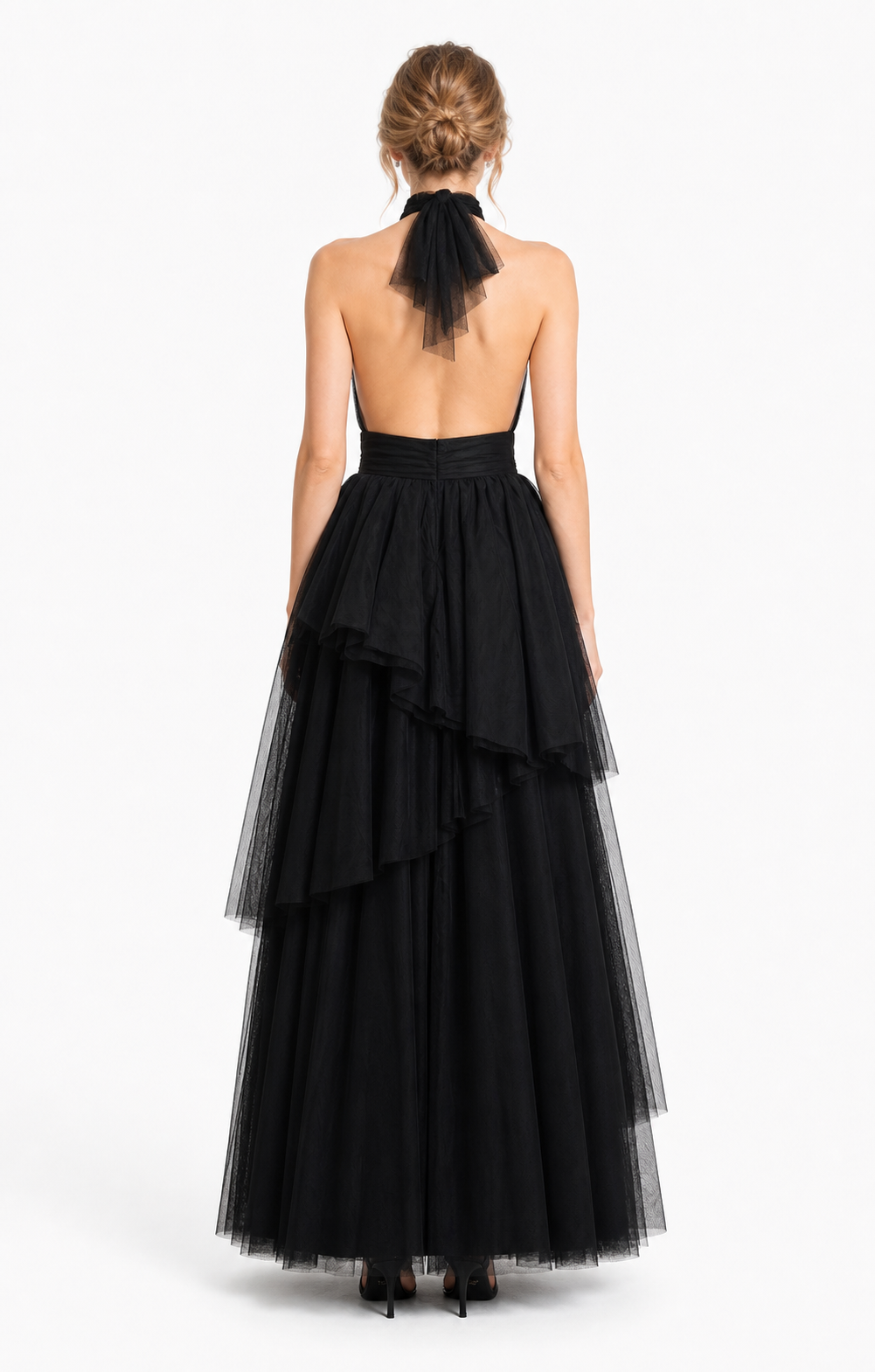 Vestido largo de tul halter con capas escalonadas — Negro