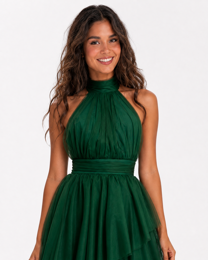 Vestido largo de tul halter con capas escalonadas — Verde bosque