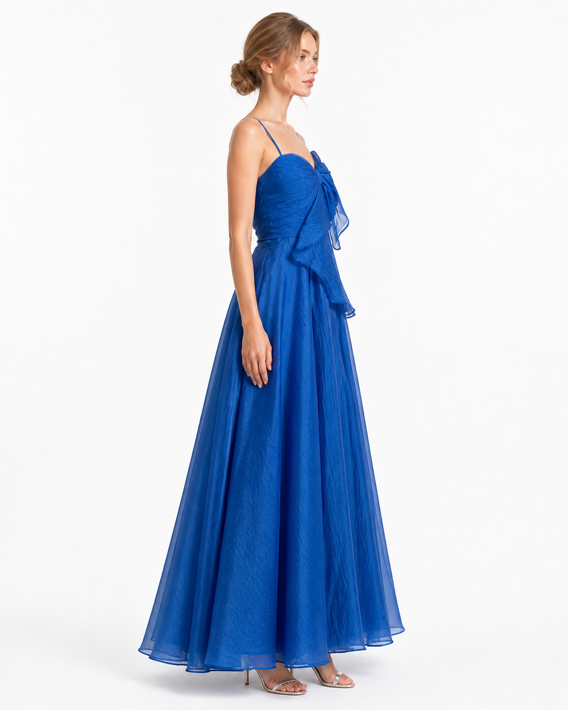 Vestido largo de organza con moño y falda amplia — Azul rey