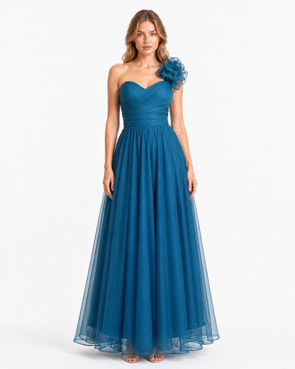 Vestido largo un hombro de tul con flor — Teal