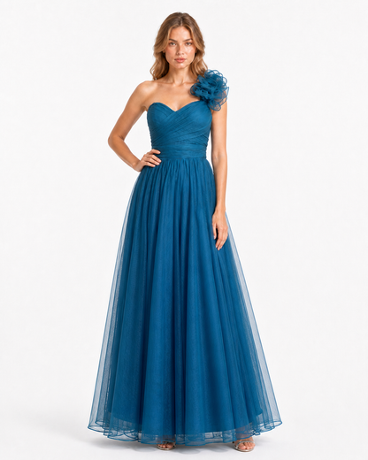 Vestido largo un hombro de tul con flor — Teal