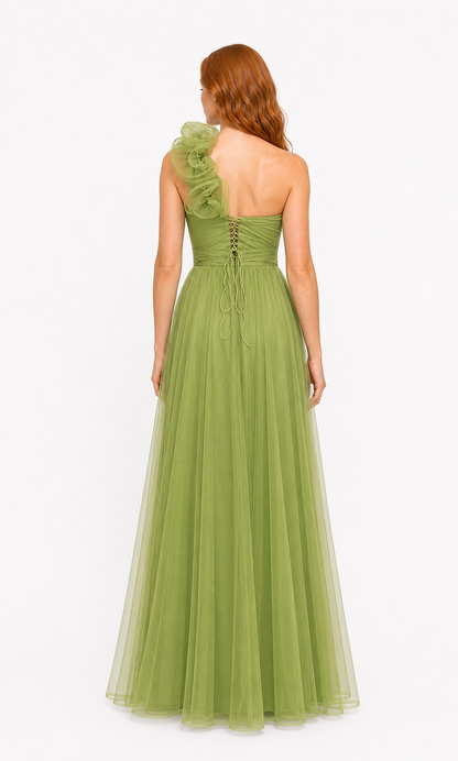 Vestido largo un hombro de tul con flor — Verde manzana