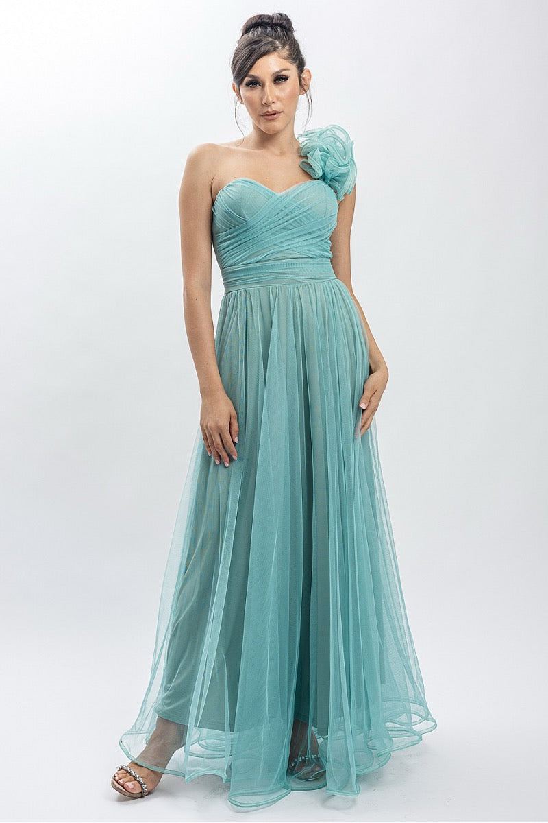 Vestido largo tul menta un hombro — frente