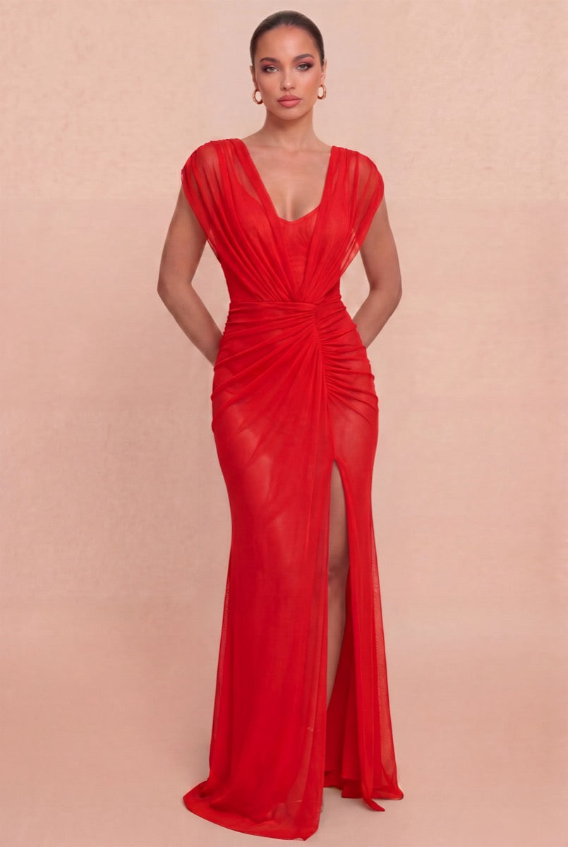 Vestido largo mesh rojo drapeado — frente