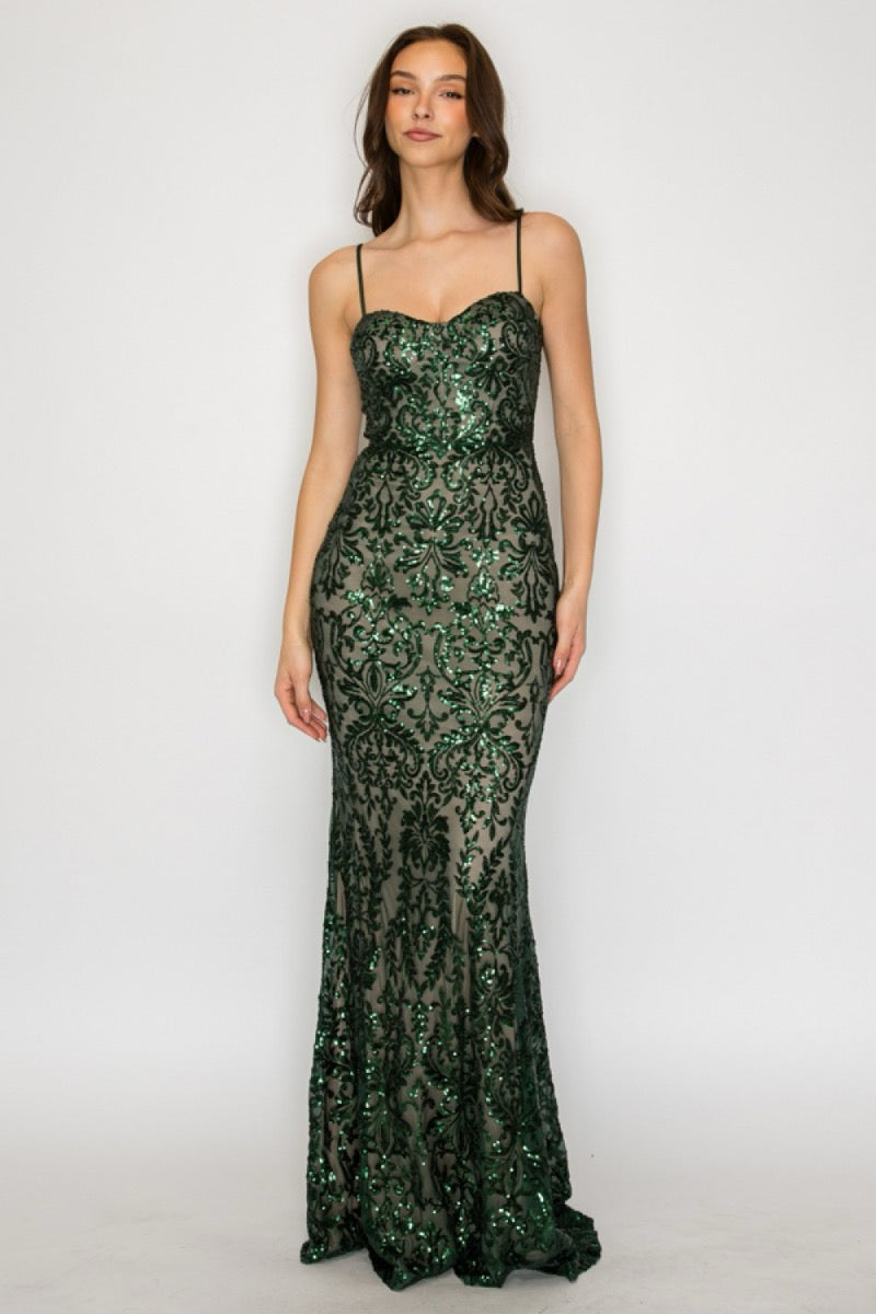 Vestido lentejuela barroca verde sobre nude — detalle