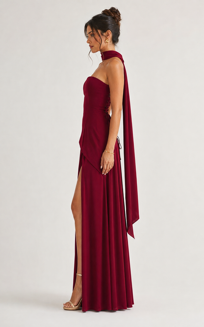 Vestido Strapless con Estola Vino